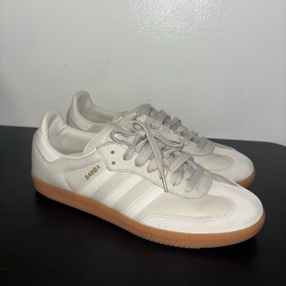 Adidas’s Samba OG Athletic Shoe - Picture 9 of 9